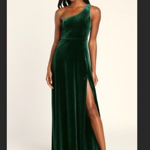 Lulus - Make Me Your Muse Emerald Green Velvet One-Shoulder Maxi Dress